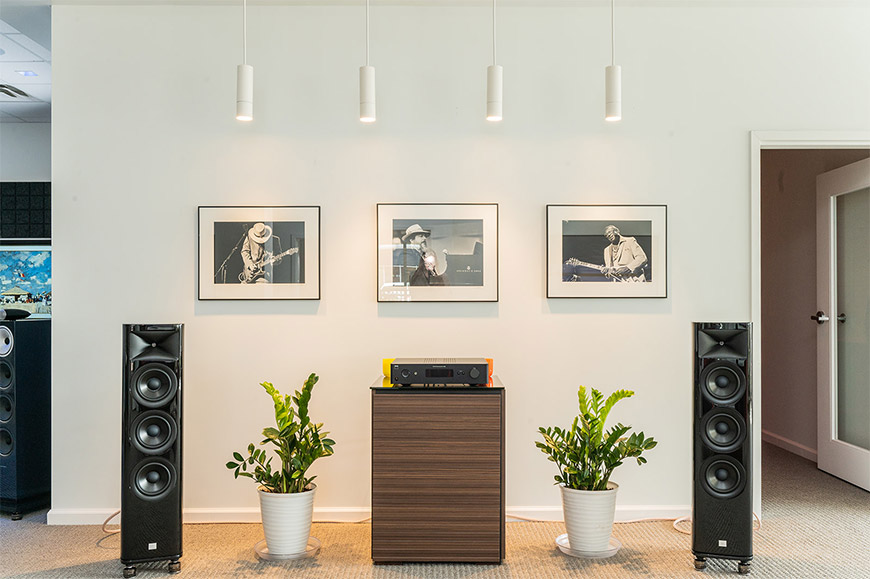 Hi-Fi Audio Video
